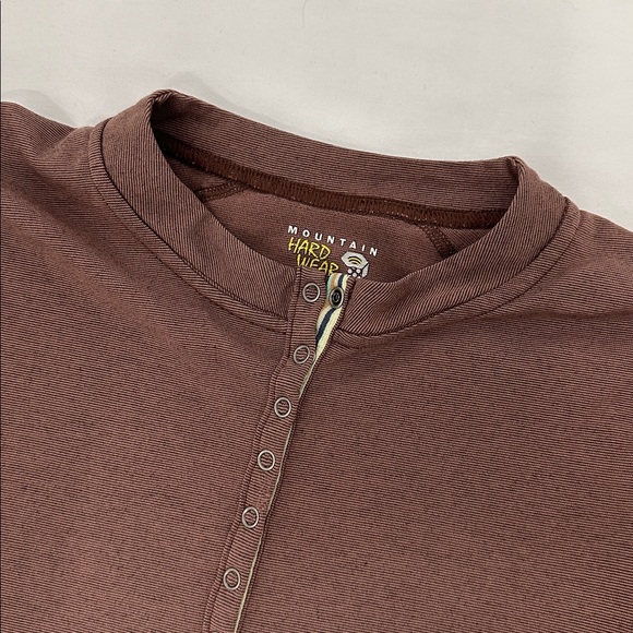 Mountain Hardwear baselayer - Picture 4 of 5